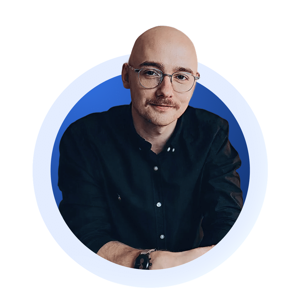 Piotr Sarzynski is Head of Sales & Partnerships at Text, AI-powered customer communication platform